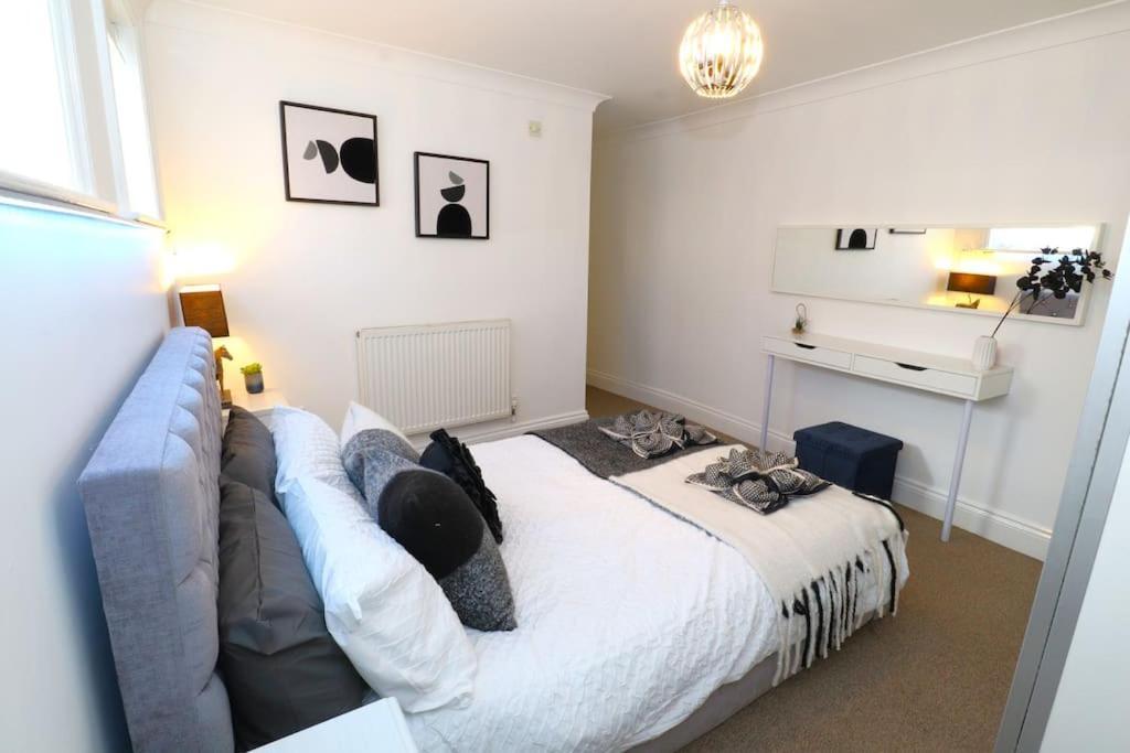 New Sunset Square Eastbourne 2 Bed Apartment, Long Stay Welcome Luaran gambar