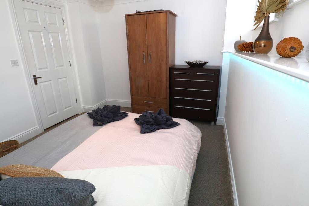 New Sunset Square Eastbourne 2 Bed Apartment, Long Stay Welcome Luaran gambar