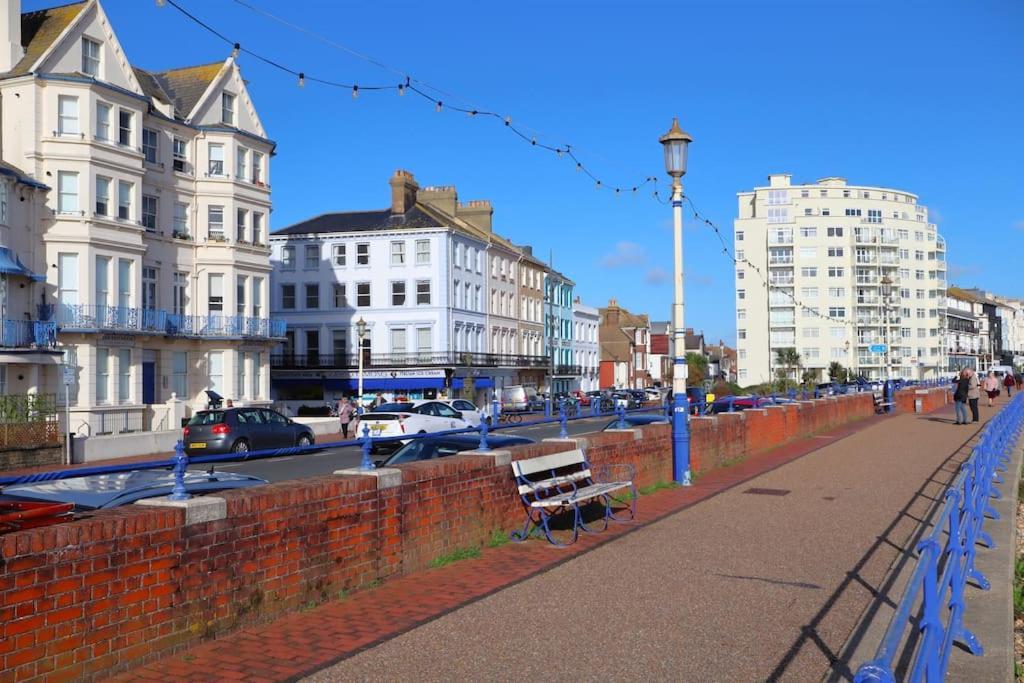 New Sunset Square Eastbourne 2 Bed Apartment, Long Stay Welcome Luaran gambar
